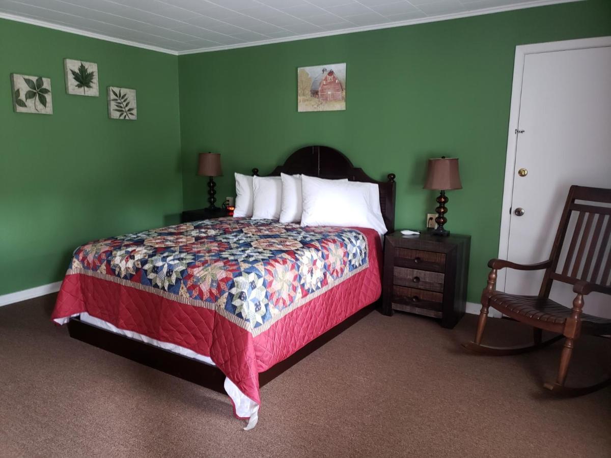 Blue Ridge Motel Schroon Lake Экстерьер фото
