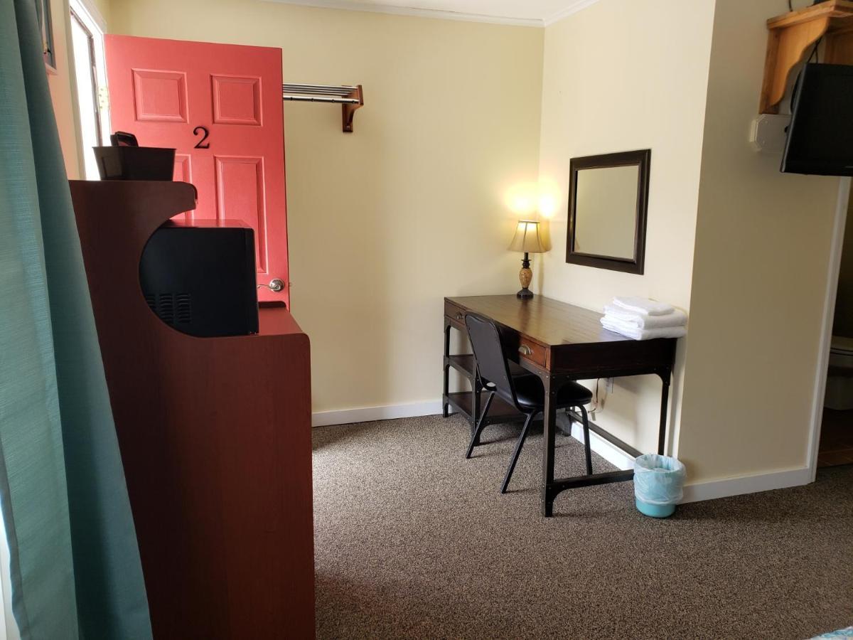 Blue Ridge Motel Schroon Lake Экстерьер фото
