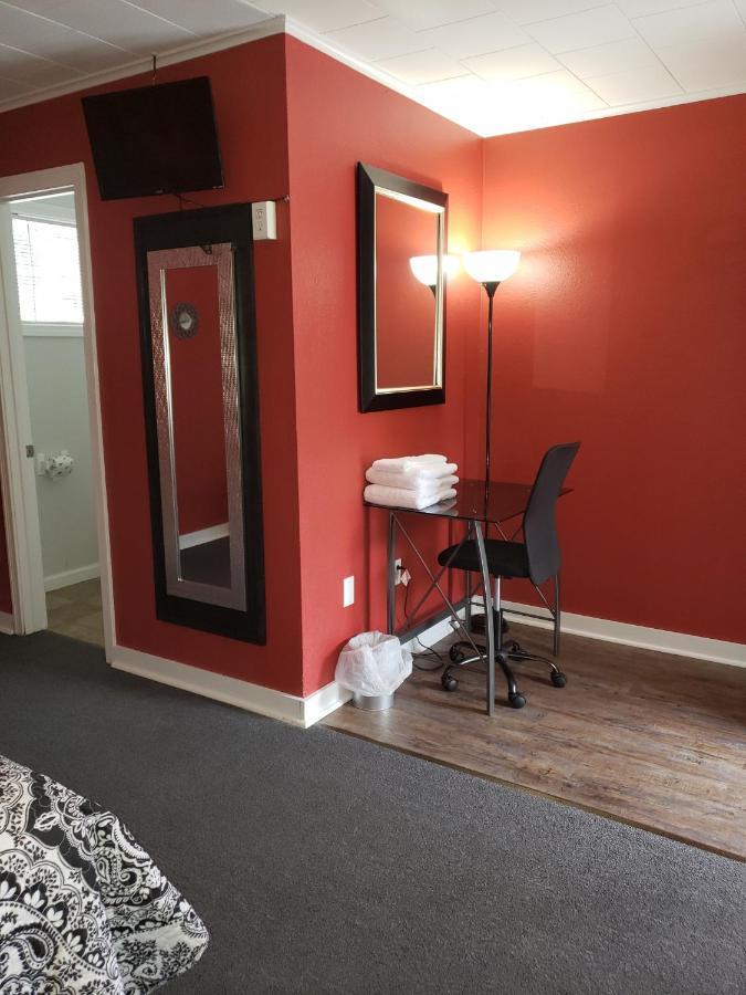 Blue Ridge Motel Schroon Lake Экстерьер фото